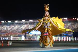 BIB: 
                            <button type="button" onclick="openModal(24092923)" class="btn btn-primary btn-sm float-right btn-popup" data-toggle="modal" data-target=".modal-high-quality">
                        <i class="fas fa-shopping-cart"></i> Add to Cart
                    </button>
                                            <button type="button" onclick="isThisMe(24092923, true)" class="btn btn-success btn-sm float-right btn-popup btn-isme hidden" data-toggle="tooltip" data-placement="bottom" title="นี่คือรูปของคุณใช่ไหม คลิกที่นี่เพื่อเอาเข้าอัลบั้ม">
                        <i class="fas fa-plus"></i> Add to album
                    </button>
                    <button type="button" onclick="isThisMe(24092923, false)" class="btn btn-warning btn-sm float-right btn-popup btn-isnotme hidden">
                        <i class="fas fa-ban"></i> Remove from album
                    </button>